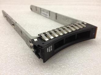 Салазки для системы хранения IBM Storwize 2.5 Long Hard Drive Tray Caddy for V3500 Servers ( p/n 45W8687 )